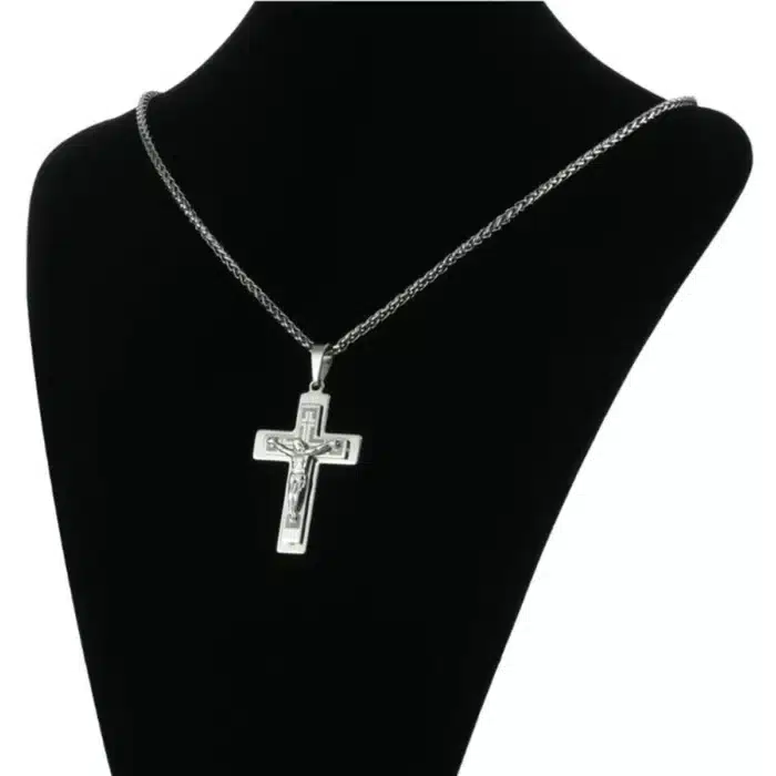Collier pendentif jésus croix en acier inoxydable couple 5