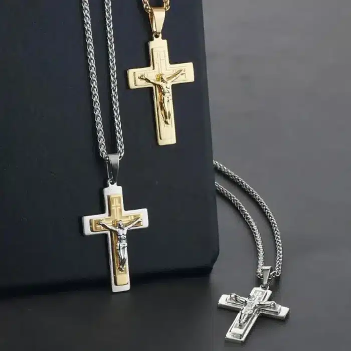 Collier pendentif jésus croix en acier inoxydable couple 1