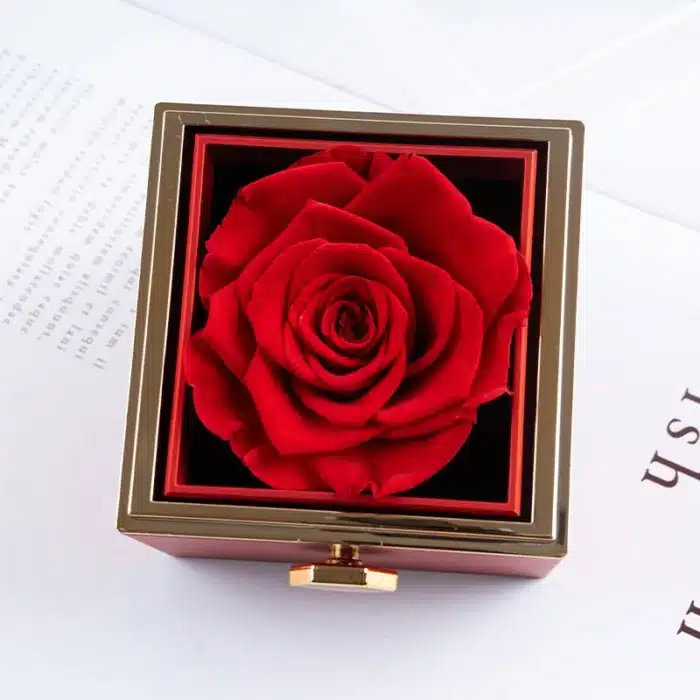 Coffret rose éternelle avec collier gravé 2