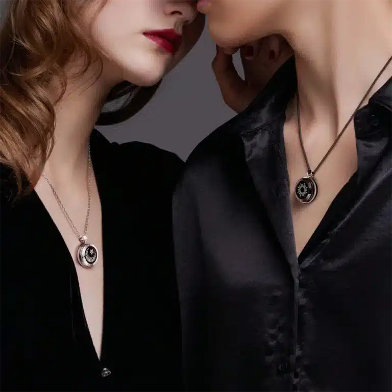 Collier connecté couple 4