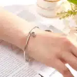 Bracelet à écran de projection 4