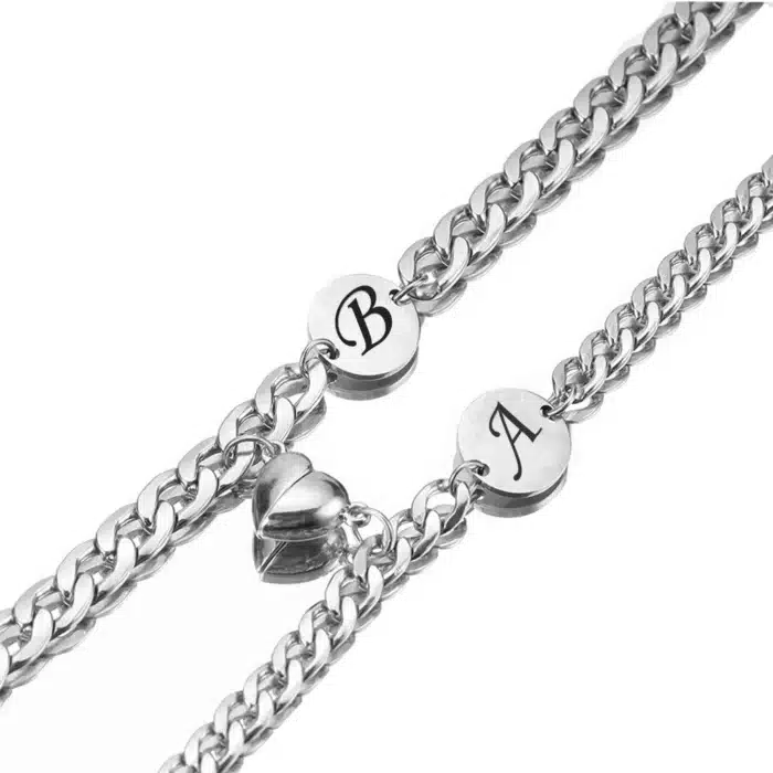 Bracelet couple aimanté initiale 5
