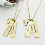 Collier couple gravure 1