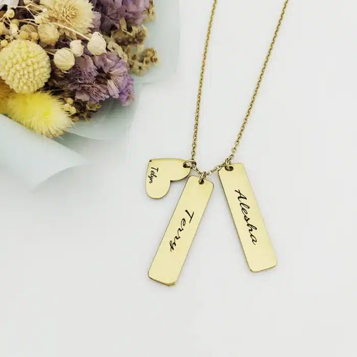 Collier couple gravure 2