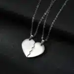 Collier couple personnalisé coeur brisé gravé 4