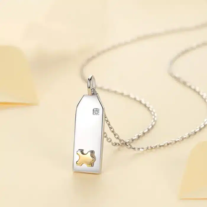 Collier couple insolite 3