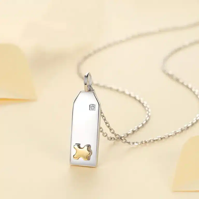 Collier couple insolite 3