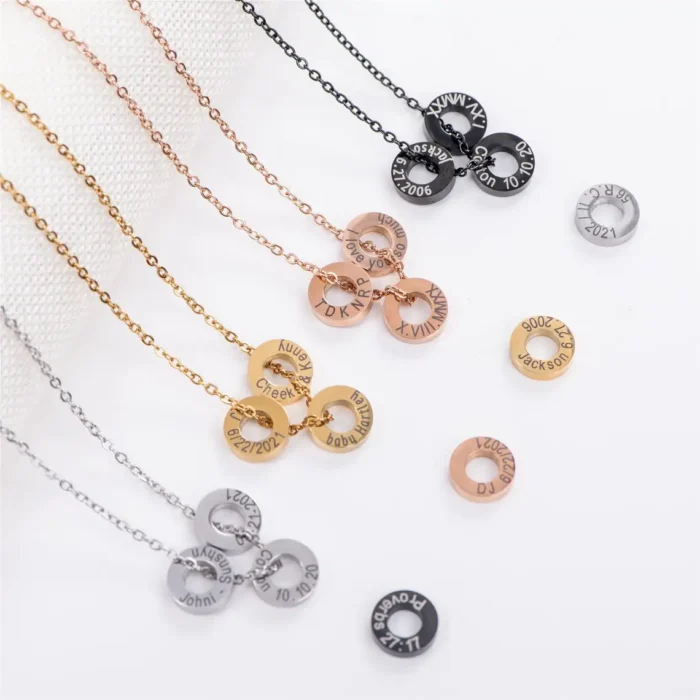 Collier a graver couple 1