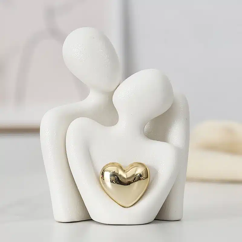 Statuette couple amoureux