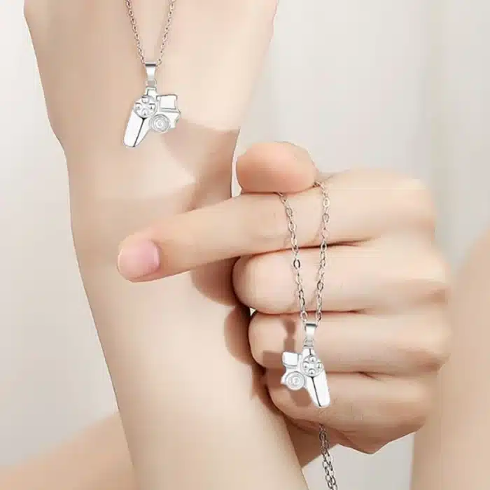 Collier couple jeux vidéo 2