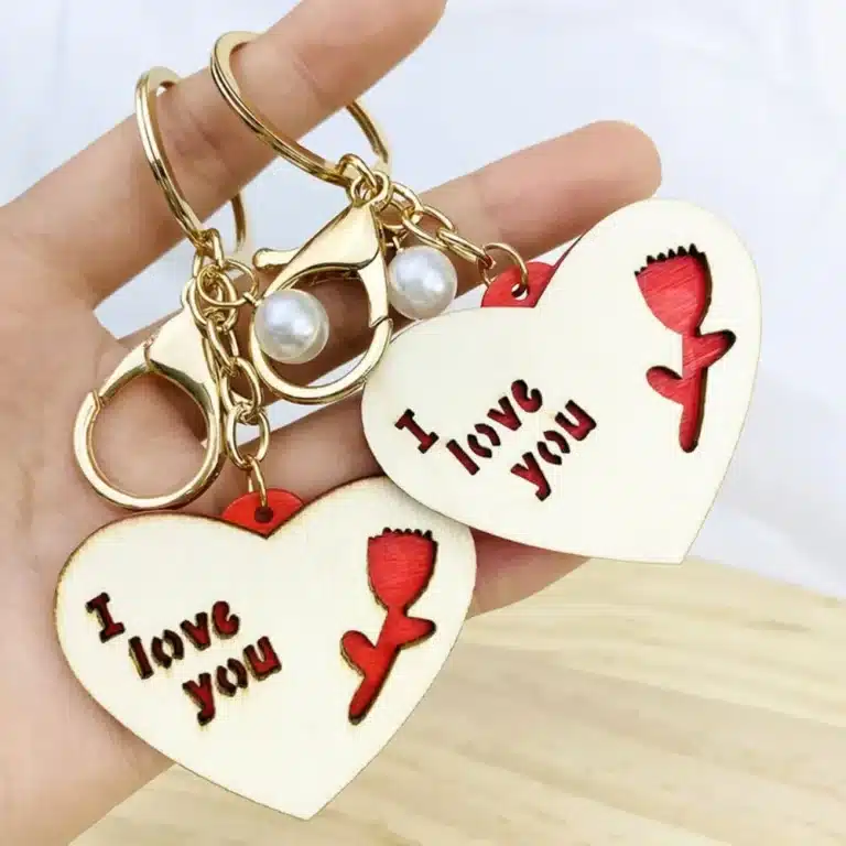 Porte clé couple bois 2