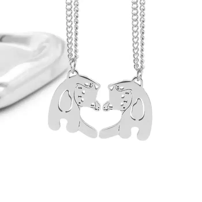 Collier couple chat 1