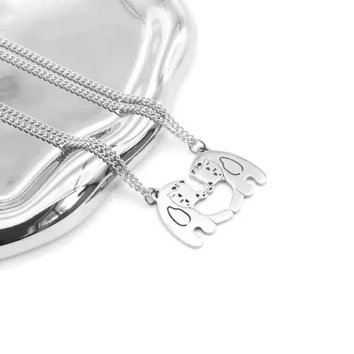 Collier couple chat 3