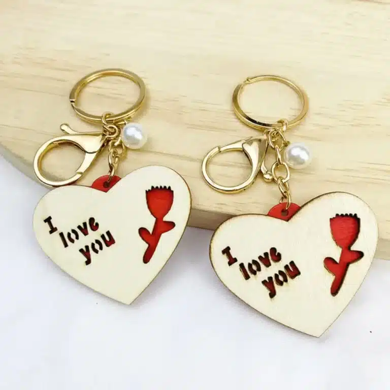 Porte clé couple bois 4
