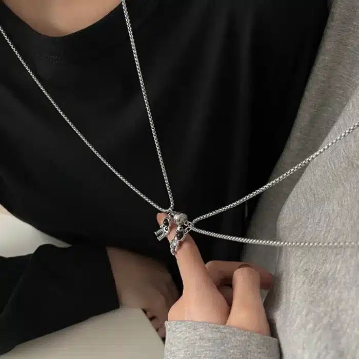 Collier couple astronaute 4