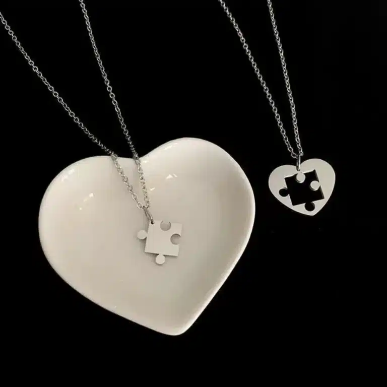 Collier couple puzzle 2