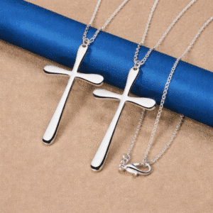 Collier couple croix gothique