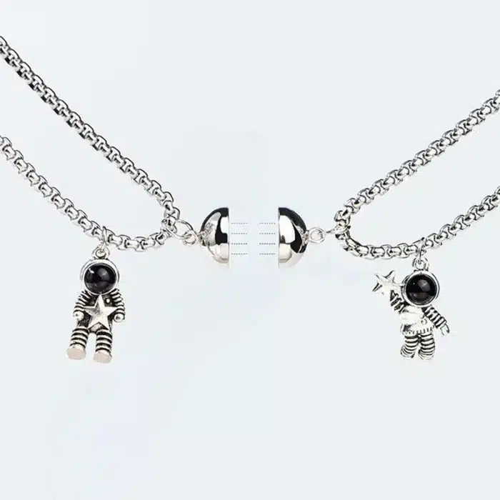 Collier couple astronaute 2