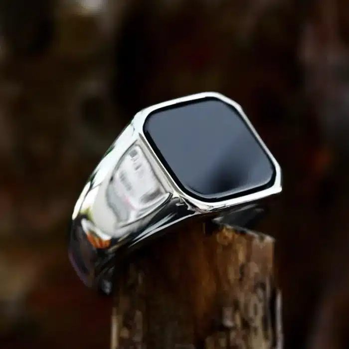 Bague noire couple 3