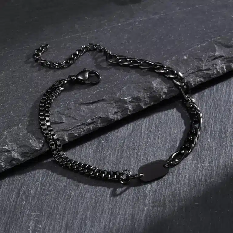 Bracelet couple personnalisé noir et argent initiale 5
