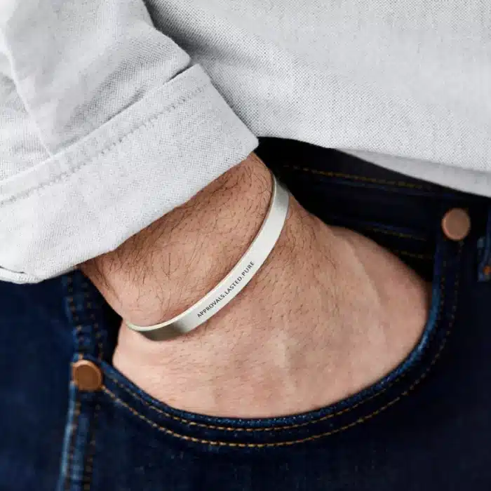 Bracelet couple manchette avec gravure 2