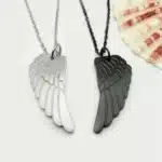 Collier couple noir et argent ailes 2
