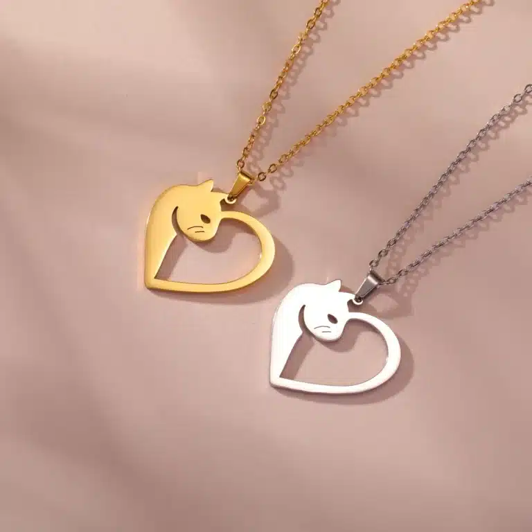 Collier couple chaton en forme de coeur 3