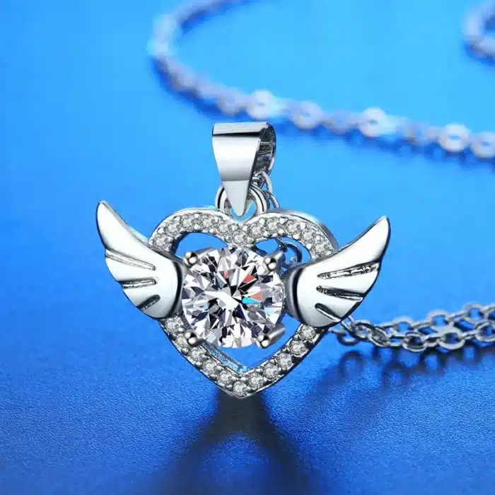 Collier coeur brillant ailes femme 2