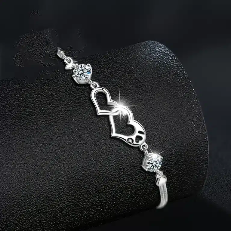 Bracelet double coeur ajouré pour femme 3