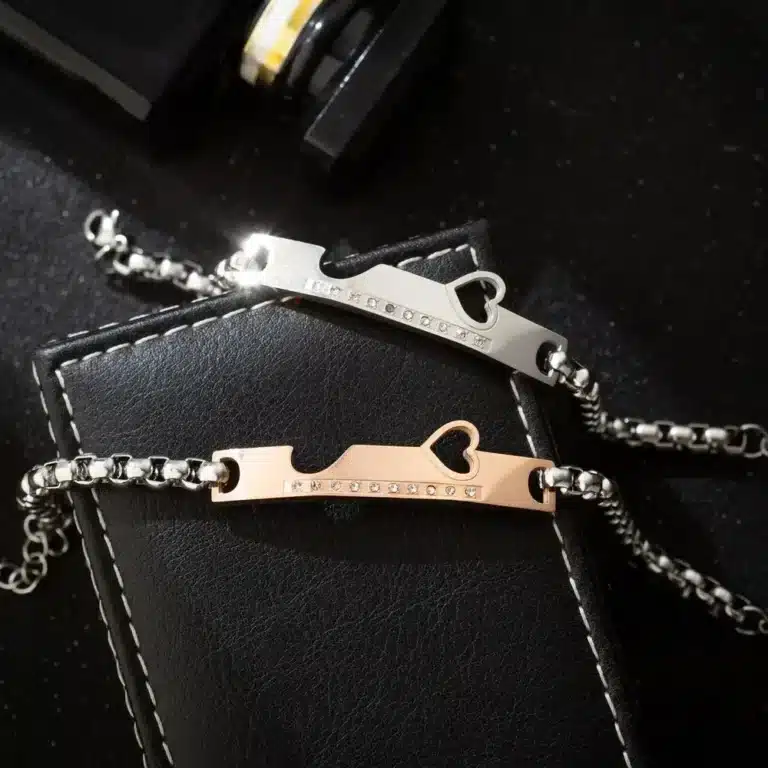 Duo bracelets couple coeur original qui s'emboîte 2