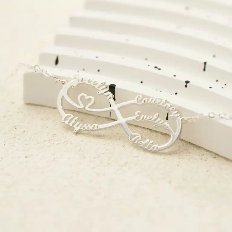 Collier symbole couple fort infini personnalisé 3