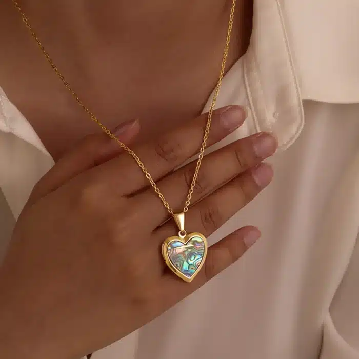 Collier coeur original pour femme 2