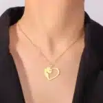 Collier couple chaton en forme de coeur 2
