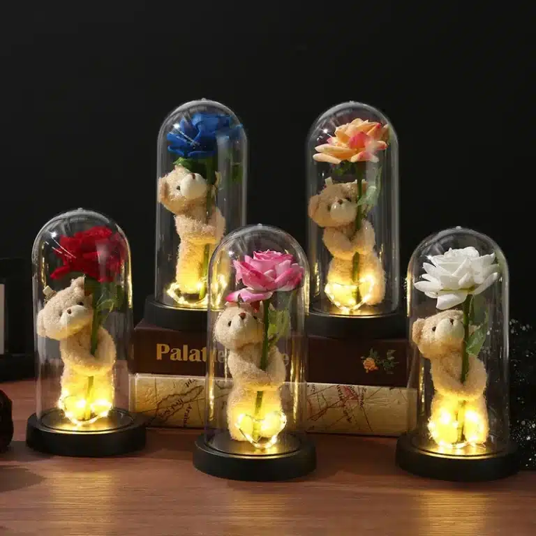 Petit ourson avec rose éternelle lumineuse 2