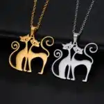 Collier couple de chats avec câlins pour femme 1