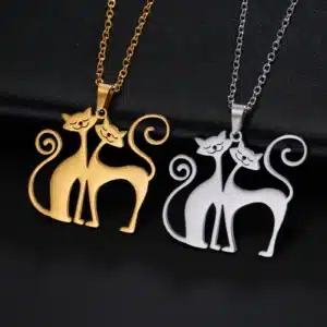 Collier couple de chats avec câlins pour femme 1
