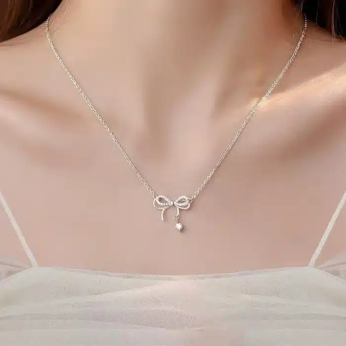 Collier petit nœud argent pour femme 3