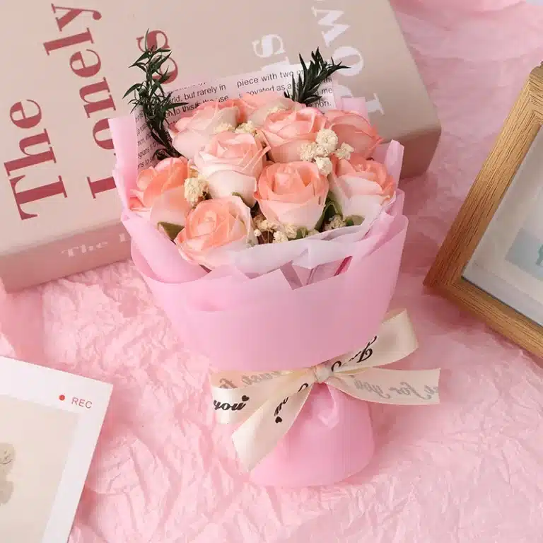 Mini bouquet roses éternelles 5