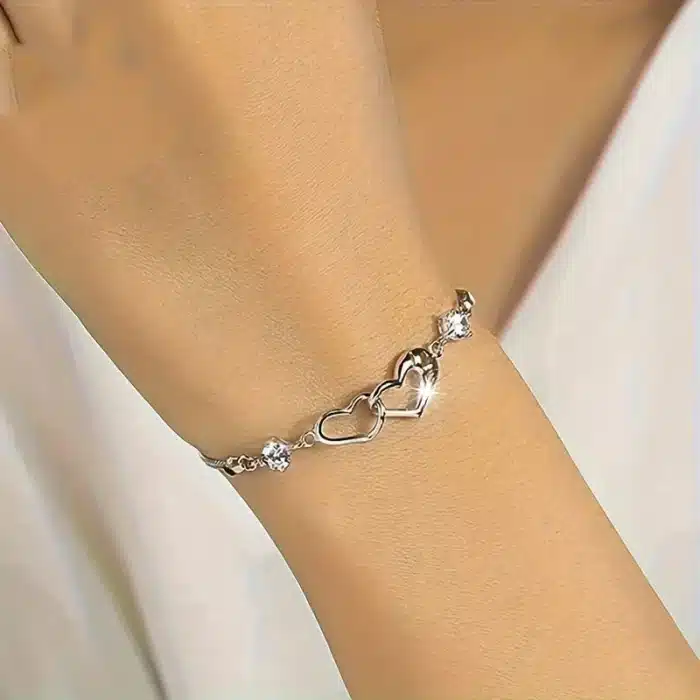 Bracelet double coeur ajouré pour femme 1