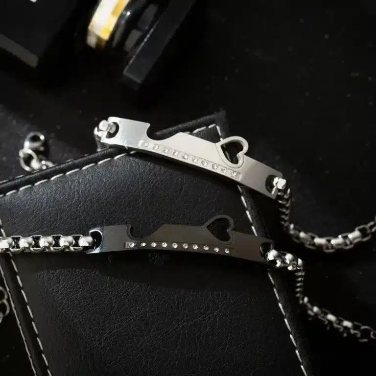 Duo bracelets couple coeur original qui s'emboîte 1