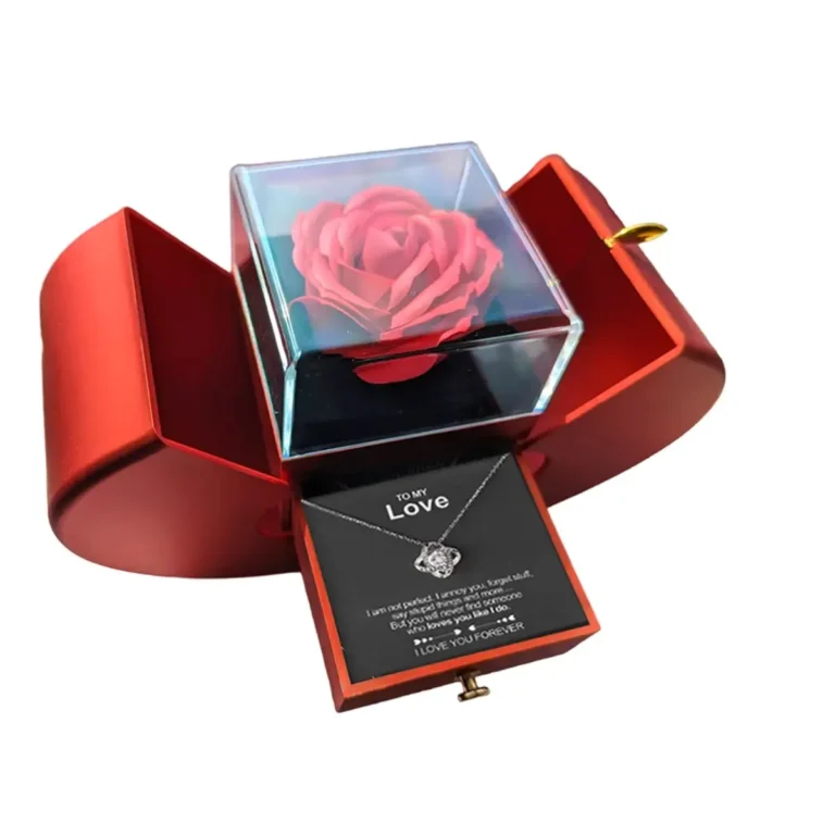 Boite à bijoux pomme avec rose éternelle et collier couple 3