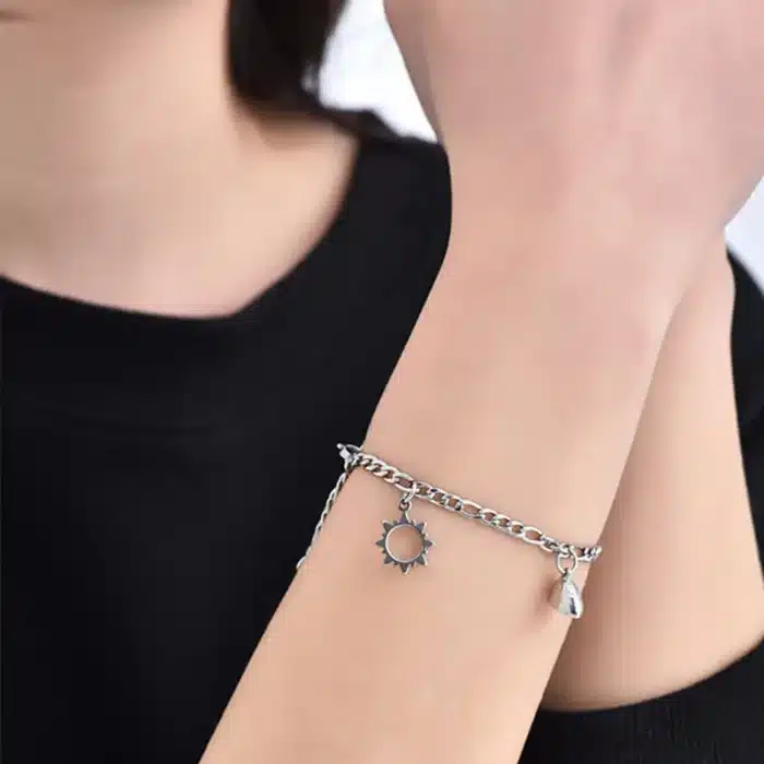 Bracelets couple aimantés lune soleil 4