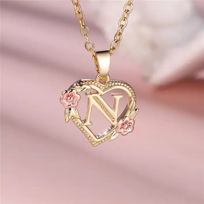 Collier femme coeur fleuri personnalisé 3
