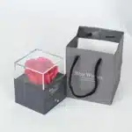 Boite à bijoux rose éternelle avec collier coeur 5