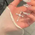 Collier couple croix brillante pour femme 5