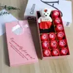 Boite avec roses éternelles et nounours 3