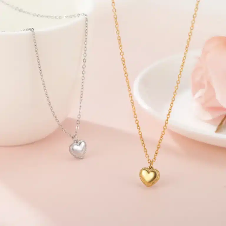 Collier coeur mini ras de cou pour femme 1