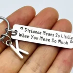 Porte-clés couple longue distance personnalisé initiale 2