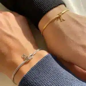 Bracelet nœud coupe avec initiale 1