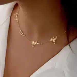 Collier femme personnalisé acier inoxydable plusieurs prénoms 1